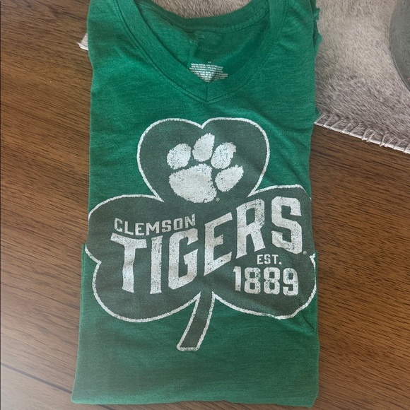 Clemson Tigers St Patrick’s Day Green Womens Shirt M - Picture 1 of 4